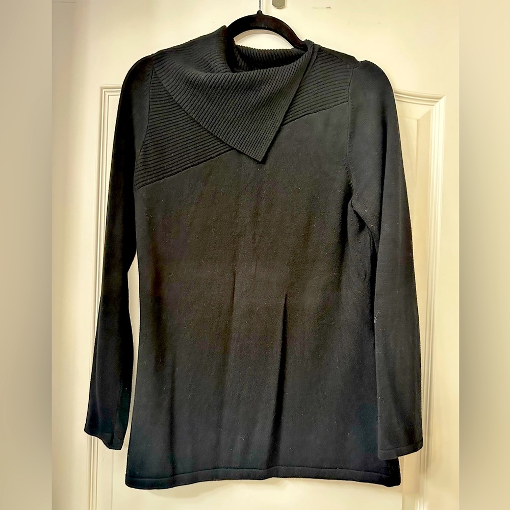 Black sweater - sz Large